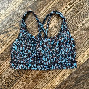 Lululemon energy bra. Size 6. EUC